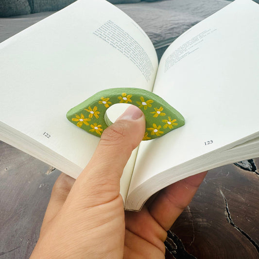 Crea un page book holder 📖