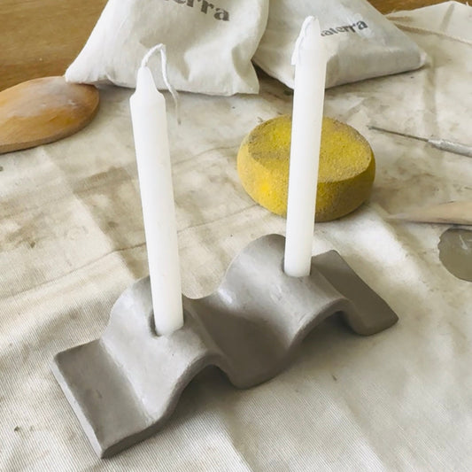 Crea un porta velas ondulado